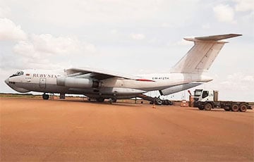СМИ: Самолет с «вагнеровцами», разбившийся в Мали, был беларусским