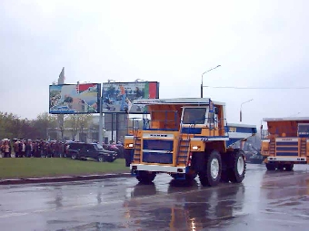 БелАЗ в ближайшие дни произведет двухтысячный карьерный самосвал грузоподъемностью 55 т