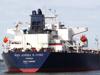 Пираты захватили итальянский танкер в Гвинейском заливе