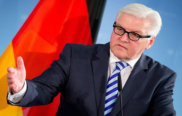 Штайнмайер: Украина должна сама принимать решение о вероятности переговоров