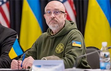 Министр обороны Украины рассказал, как Хренин просил его подписать Акт о капитуляции