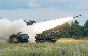 HIMARS нанесли ночной удар по позициям врага