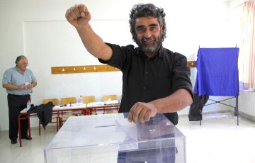 Консерваторы признали поражение на выборах в Греции