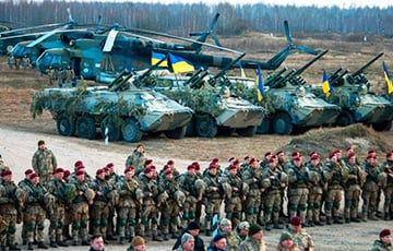 Более 25 стран готовы направить войска в Украину