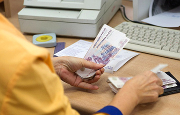 Зарплаты на московитских оборонных предприятиях упали впервые с начала войны