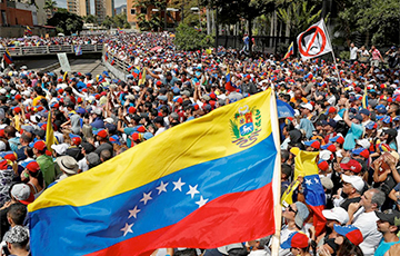 Politico: Венесуэла становится новой войной Трампа с Россией