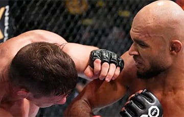 Британский боец ММА брутально избил московита на шоу UFC