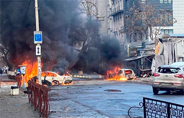 Московия накануне Рождества жестоко обстреляла центр Херсона: много убитых и раненых