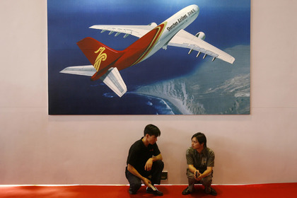 Китаец устроил пожар на борту летящего авиалайнера