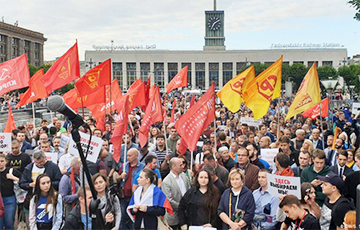 В Петербурге проходит митинг «За честные выборы»