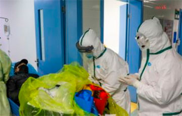 «Защититься нечем»: как в РФ врачей обвиняют в заражении коронавирусом
