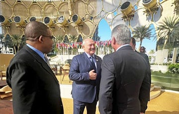 Политолог: Лукашенко поджидал глав африканских гопсударств возле туалета