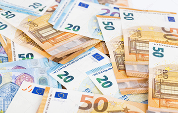 В следующем году минимальная зарплата в Литве повысится до 642 евро