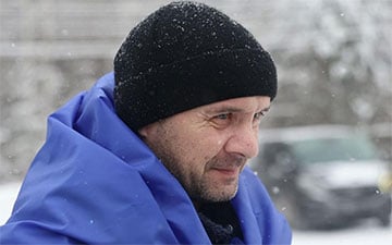 Признанный погибшим боец ВСУ пришел на собственную могилу