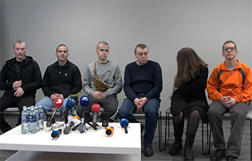 Освобожденные политзаключенные проводят пресс-конференции в Вильнюсе