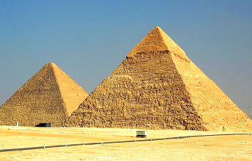Ученые выяснили, как строились пирамиды в Гизе