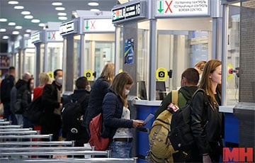 СМИ: В аэропорту Минска задержали адвоката из Израиля