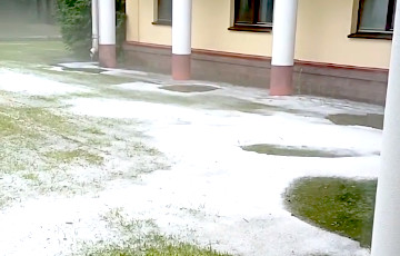 Видеофакт: Снег под Гродно в середине лета