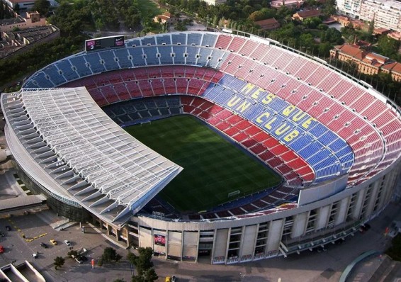 "Барселона" продаст название домашнего стадиона