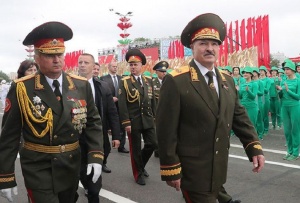 В Минске прошел военный парад