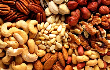 Беларусский врач назвала самые полезные орехи