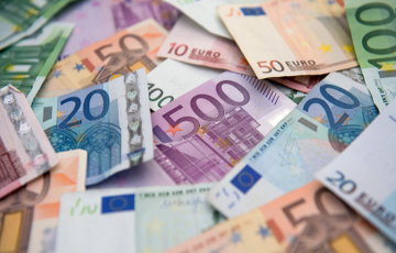 С 2020 года минимальная зарплата увеличится до €607
