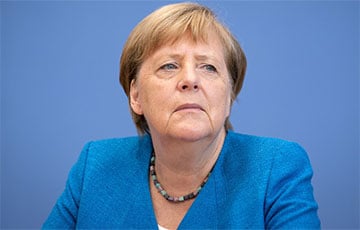 Меркель могут лишить офиса в Бундестаге