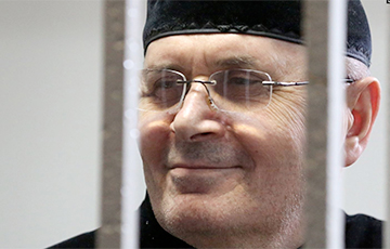 В России правозащитника Оюба Титиева освободили по УДО