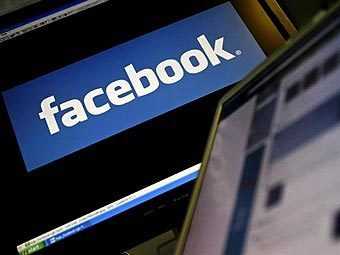 Facebook стал самым популярным сайтом в США