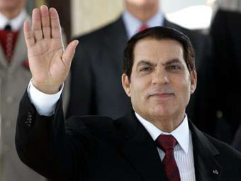 Свергнутый президент Туниса впал в кому