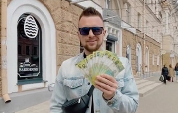 Беларус оставил почти 1000 рублей чаевых и записал реакцию официантки
