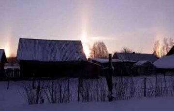 Видеофакт: необычное явление в морозном белорусском небе
