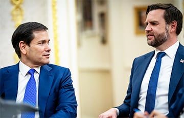 Вэнс или Рубио?
