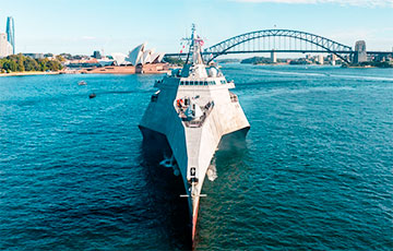США впервые в истории приняли на вооружение боевой корабль в иностранном порту
