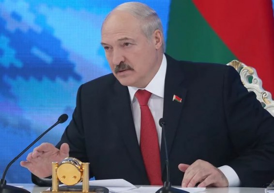 Лукашенко проведет открытый диалог с педагогами