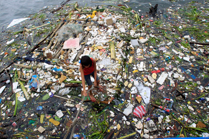 Жертвами тайфуна на Филиппинах стали 38 человек