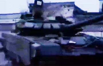 В Сумах украинские бойцы захватили элитный танк оккупантов