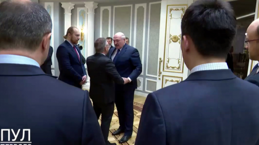 Лукашенко заявил Фазелю, что нет опасности для проведения чемпионата мира по хоккею