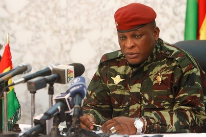Бывший президент Гвинеи признался в контрабанде наличных в США