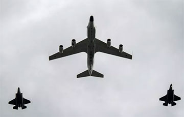 Американский разведывательный самолет пролетел вдоль западных границ Московии