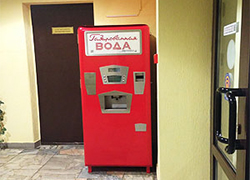 В кинотеатры Минска вернулись ретро-автоматы с газировкой