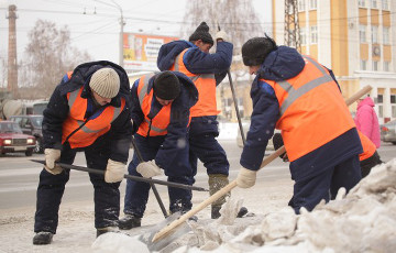 Минские коммунальщики отчитались об уборке снега… в мае
