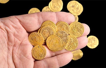Ученые нашли в Израиле золотые монеты возрастом 1400 лет