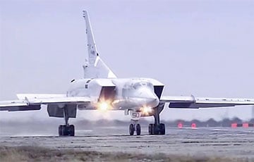 ГУР: На аэродроме «Оленья» поражен московитский Ту-22М3