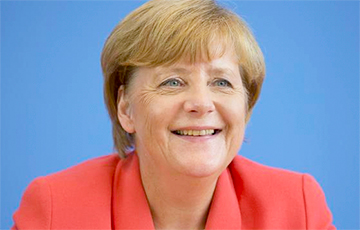 Меркель удовлетворена единодушием с США по поводу России