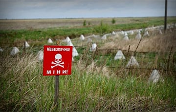 Украина наращивает фортификации на границе с Беларусью