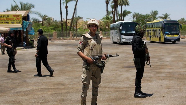 Египетская полиция расстреляла туристов