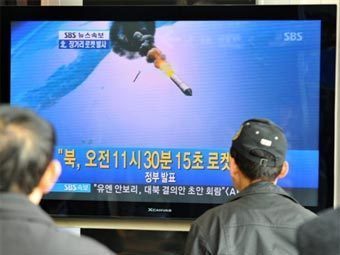 Северная Корея приступила к заправке ракеты топливом