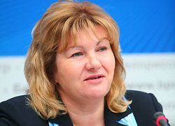 Министр информации попросила СМИ успокоить белорусов