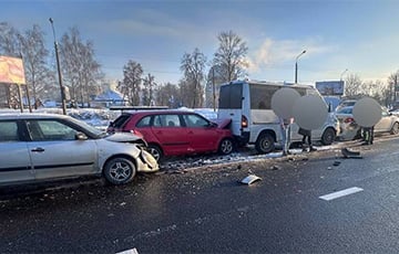 В Минске нетрезвый водитель Toyota спровоцировала целую серию ДТП